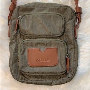 EUC Calvin Klein Crossbody Logo Handbag
